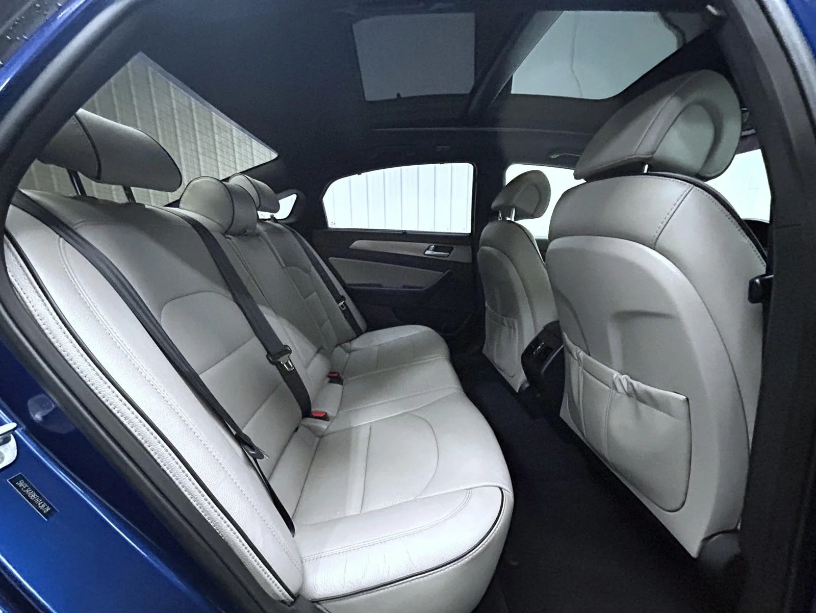 Used 2015 Blue Hyundai Limited image 18