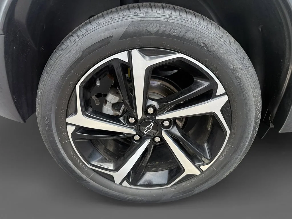 Used 2023 STERLING GRAY METALLIC Chevrolet RS image 10
