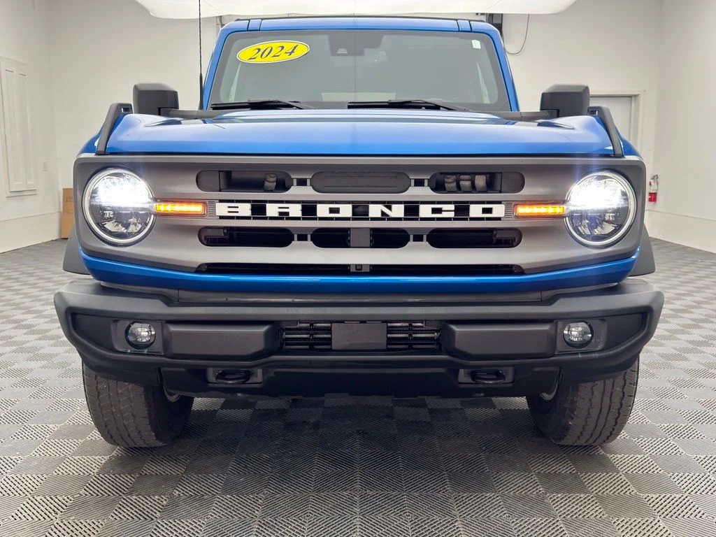 Used 2024 Blue Metallic Ford Big Bend image 12