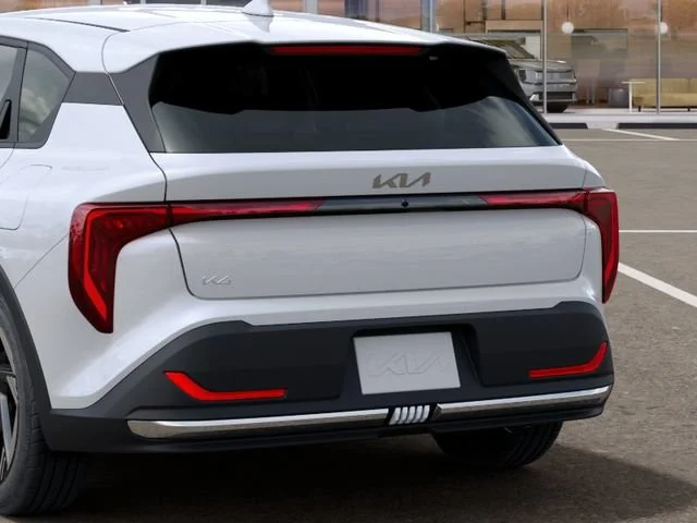 New 2026 Snow White Pearl Kia EX image 13