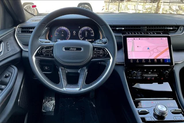 2025 Jeep Grand Cherokee L Overland - Photo 17