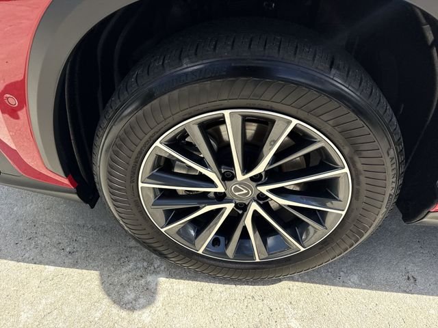 Certified Used 2025 REDLINE Lexus 350h Luxury image 10