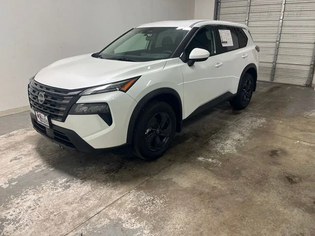 Used 2026 White Nissan SV image 3