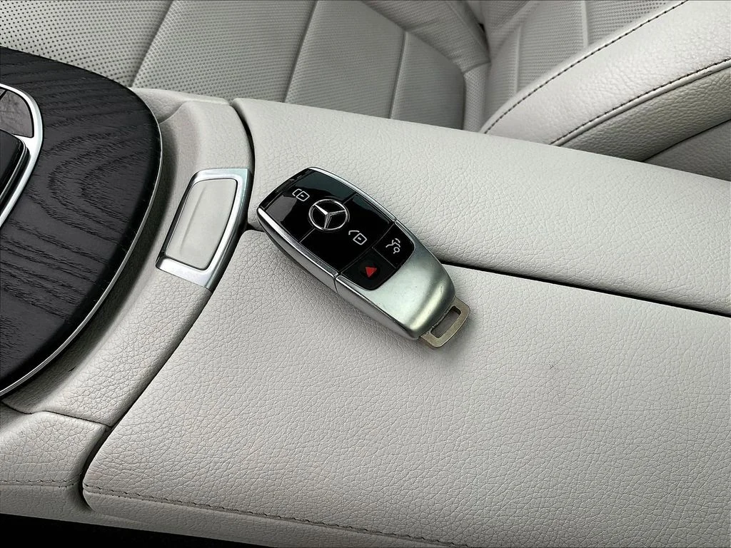 Used 2021 designo Cardinal Red Metallic Mercedes-Benz E 450 image 35
