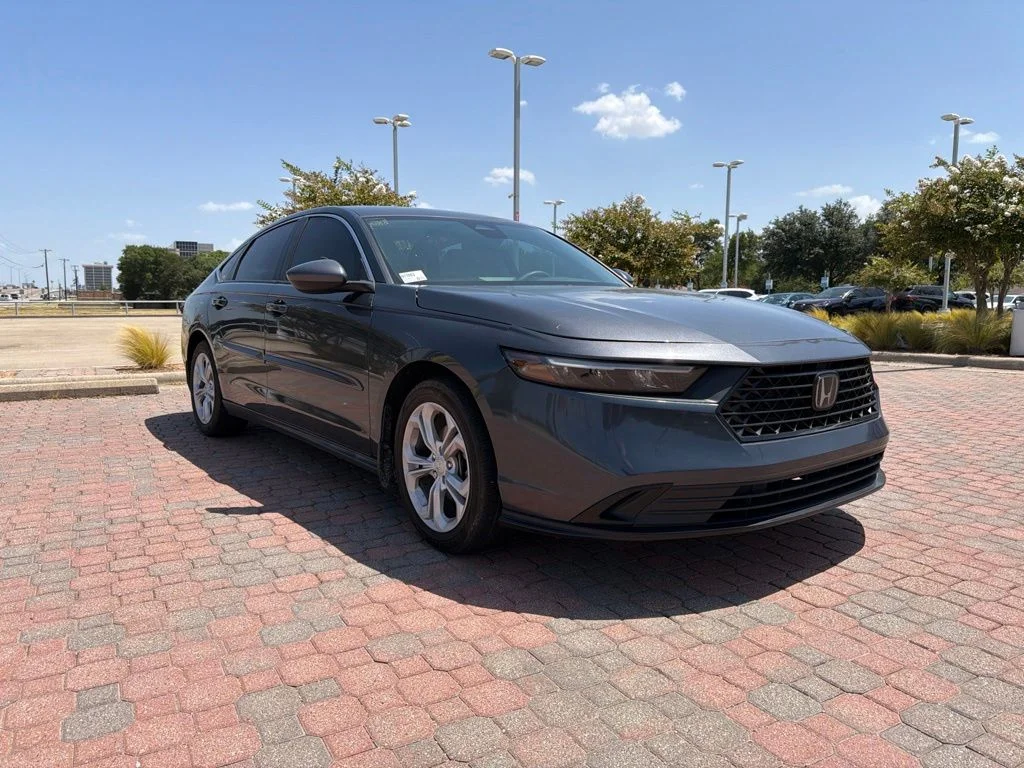 Used 2024 Gray Honda LX image 3