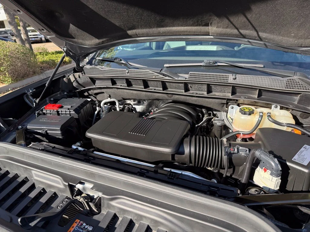 Used 2020 Steel Metallic GMC Denali image 10