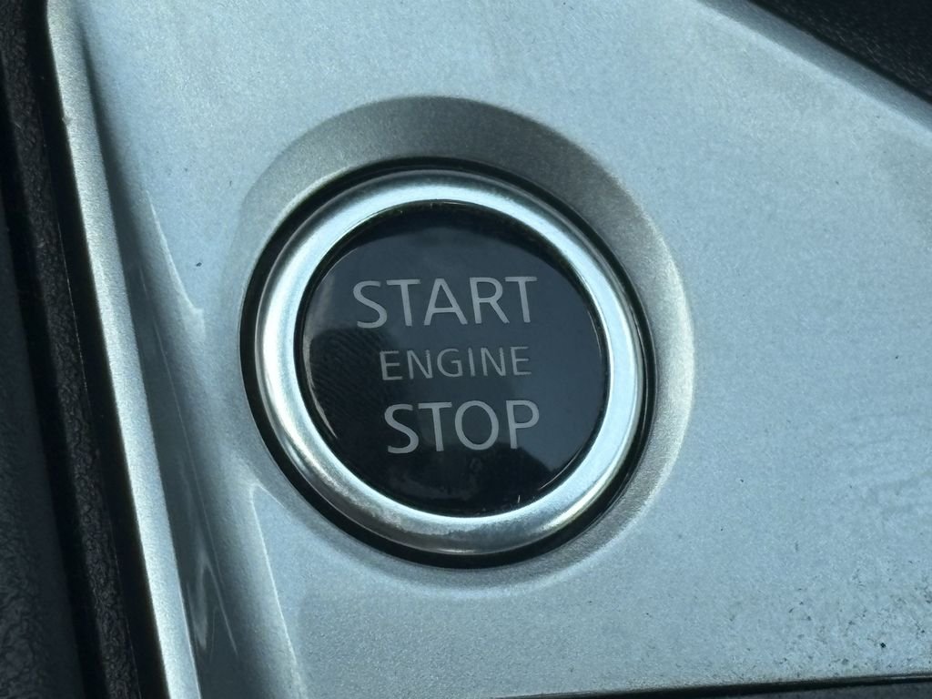 2025 Nissan Altima SV - Photo 12