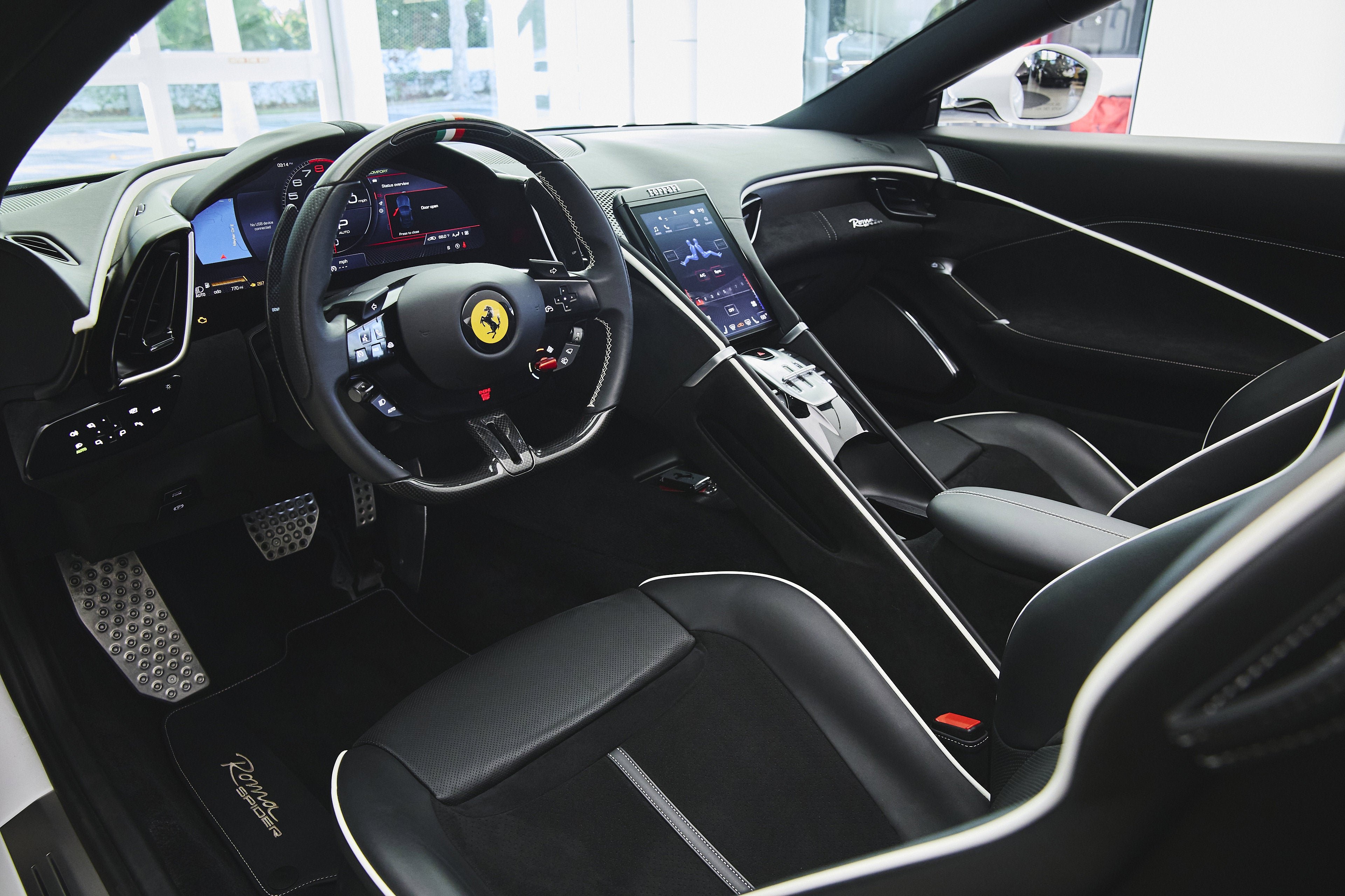 2024 Ferrari Roma Base - Photo 9