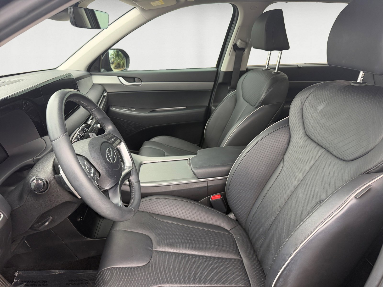 Used 2025 Abyss Black Pearl Hyundai XRT image 10