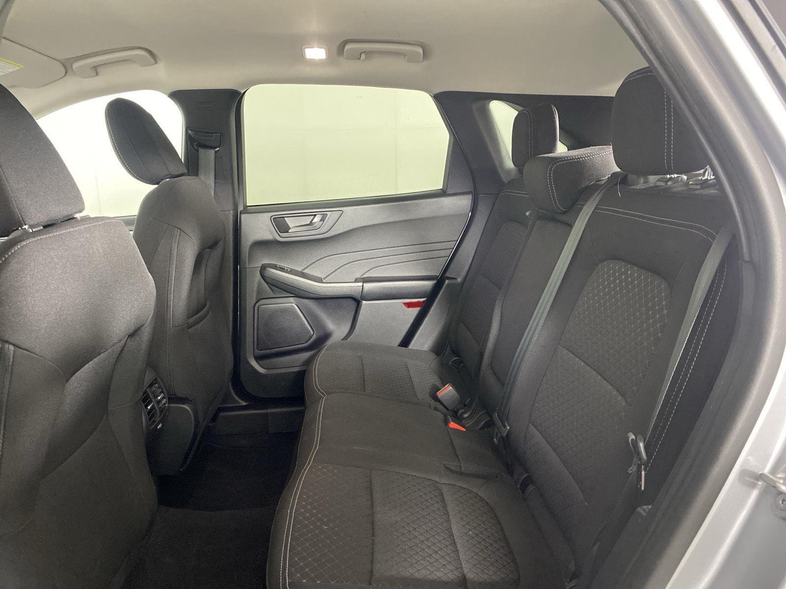 Used 2023 Iconic Silver Ford Active image 24