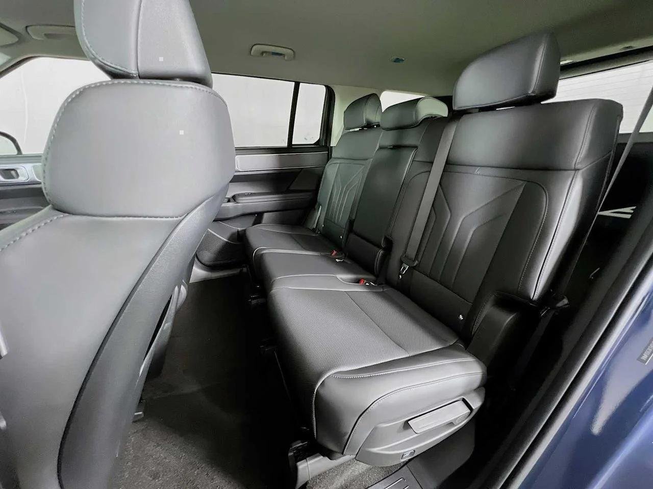 New 2026 Atlantis Blue Hyundai SEL image 14