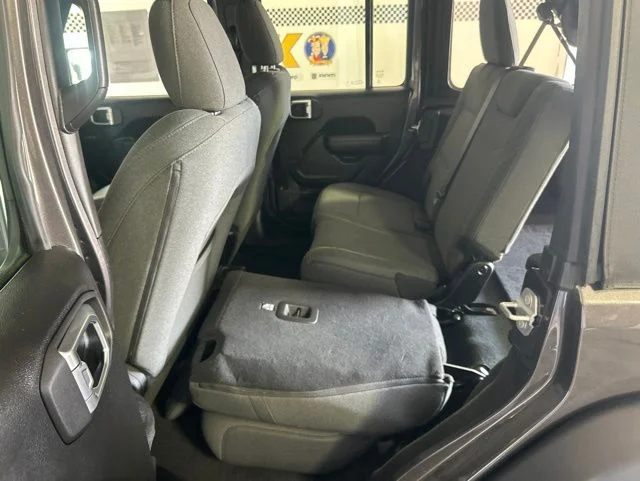 Used 2025 Crystal Metallic Jeep Sport image 41