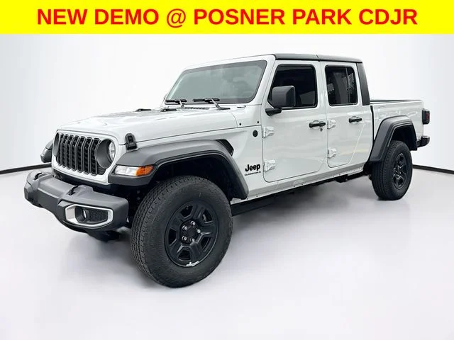 2026 Jeep Gladiator Sport Auto's photo