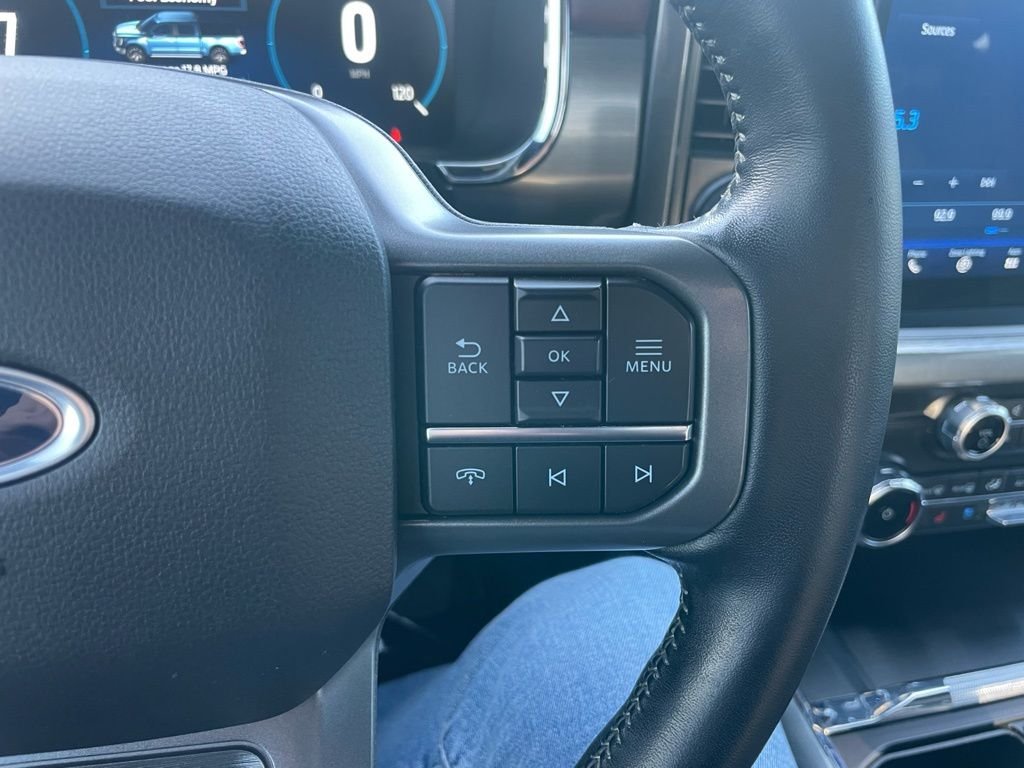Used 2022 Silver Ford Lariat image 25