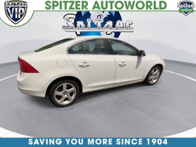 Certified Used 2013 White Volvo T5 image 9