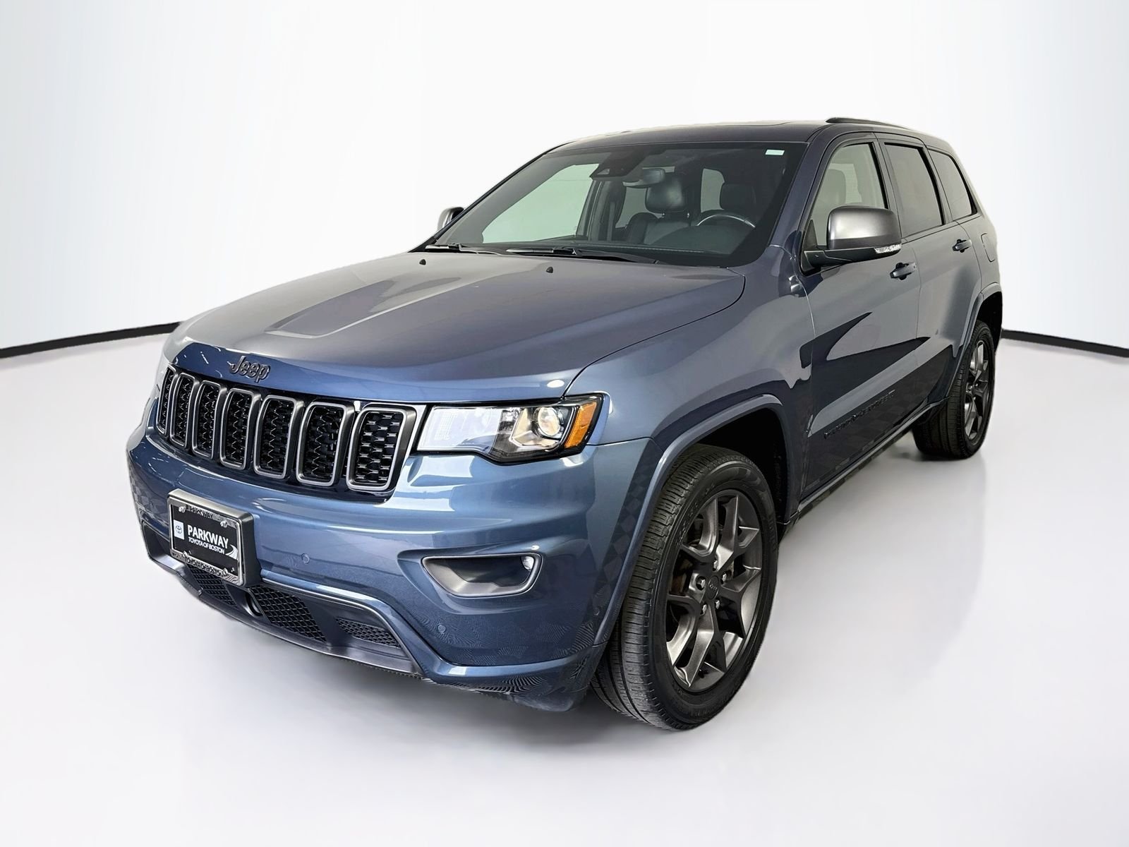 Used 2021 Blue Jeep Limited image 3