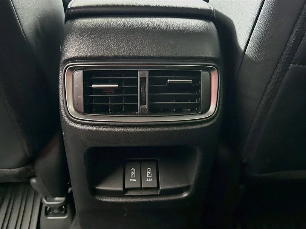 Used 2019 Modern Steel Metallic Honda Touring image 26