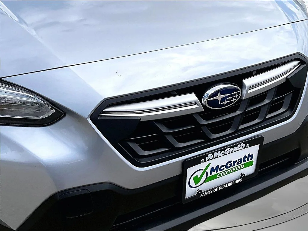 Used 2023 Silver Subaru Limited image 31