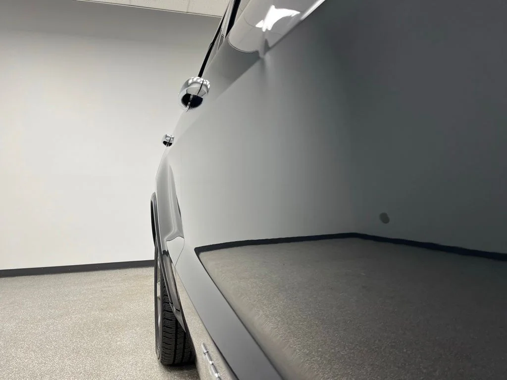 Used 2016 Gray Jeep Limited image 12