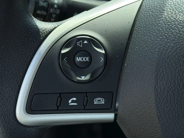 Used 2025 Black Mitsubishi  image 24
