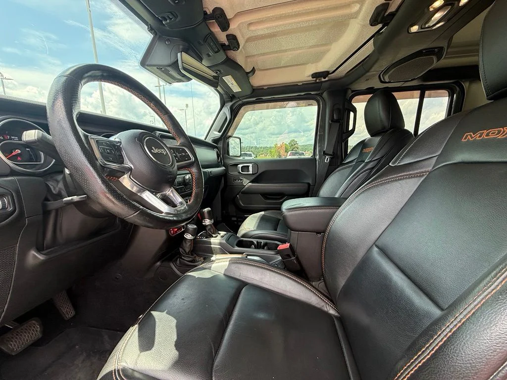 Used 2021 Gray Jeep Mojave image 23