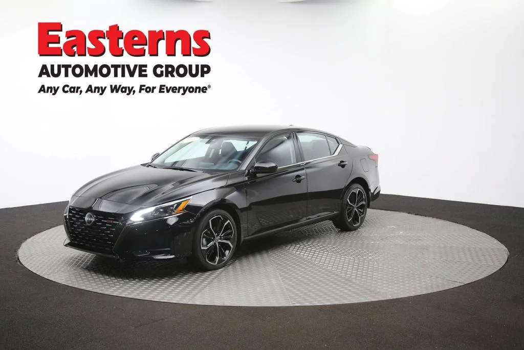 Used 2023 Black Nissan 2.5 SR image 59