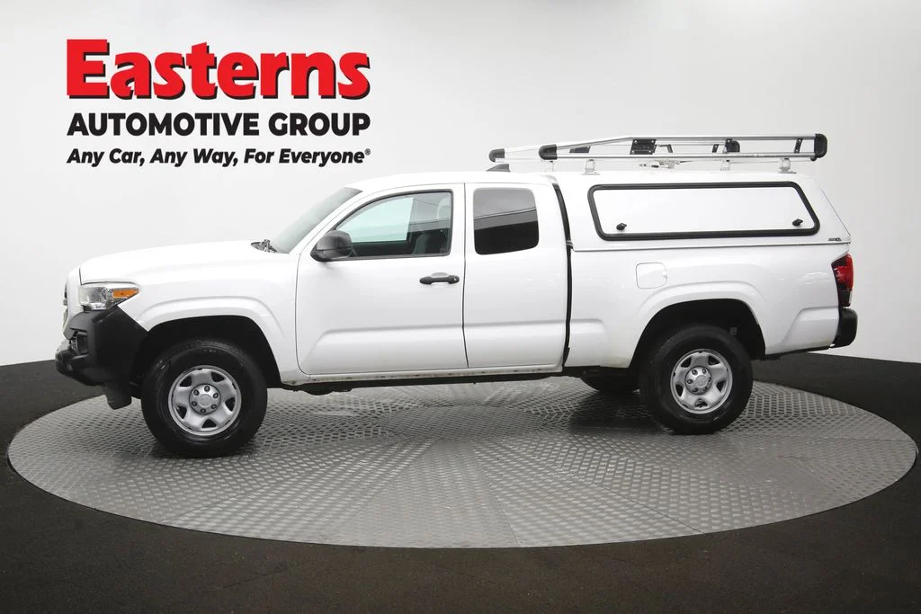 Used 2019 White Toyota SR image 58