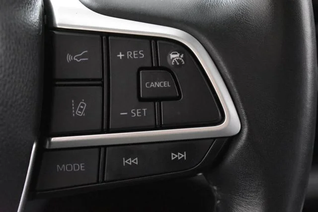 2023 Toyota Highlander XLE - Photo 26