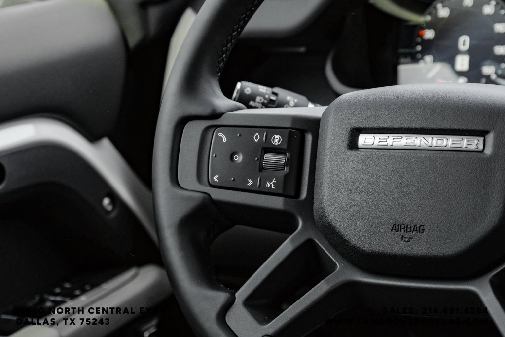 New 2026 Fuji White Land Rover X-Dynamic SE image 14