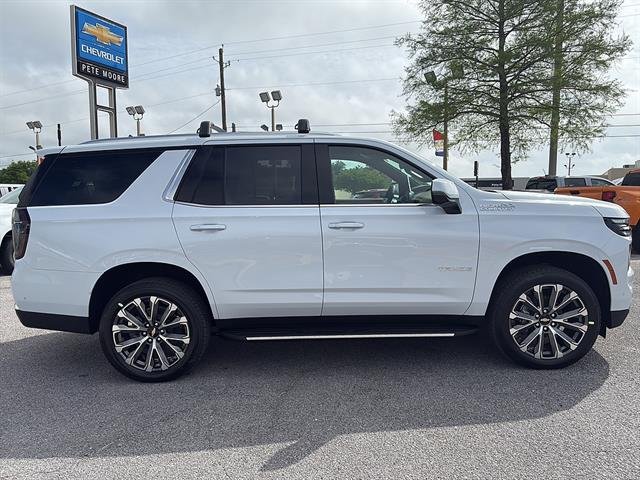 New 2026 Polar White Tricoat Chevrolet High Country image 8