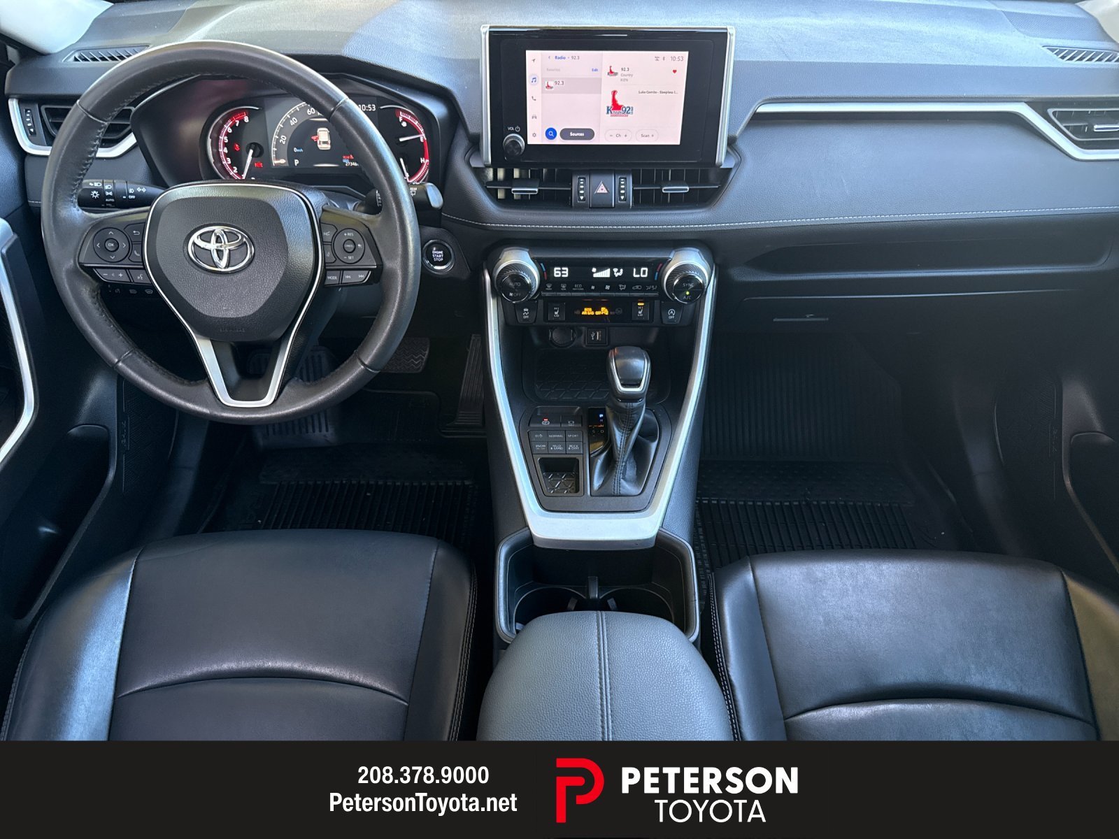 Used 2023  Toyota XLE Premium image 12