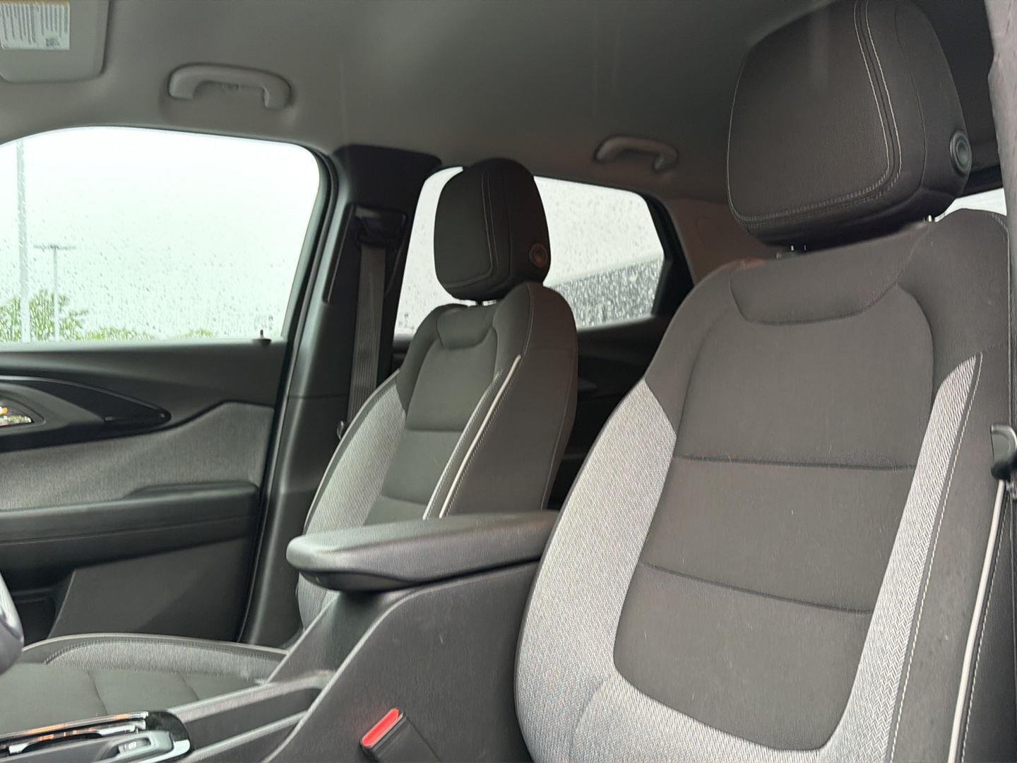 Used 2023 Summit White Chevrolet LT image 12