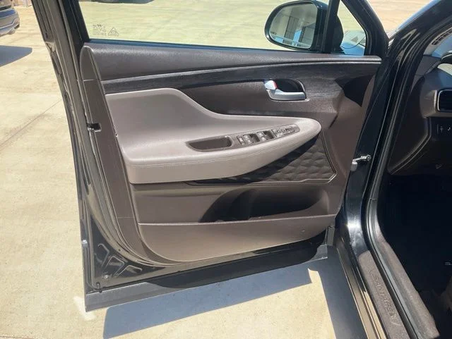 Used 2019 Black Hyundai SEL image 4