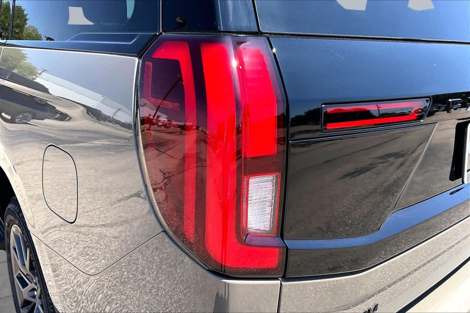 New 2026 Marsh Gray Ford Platinum® image 14