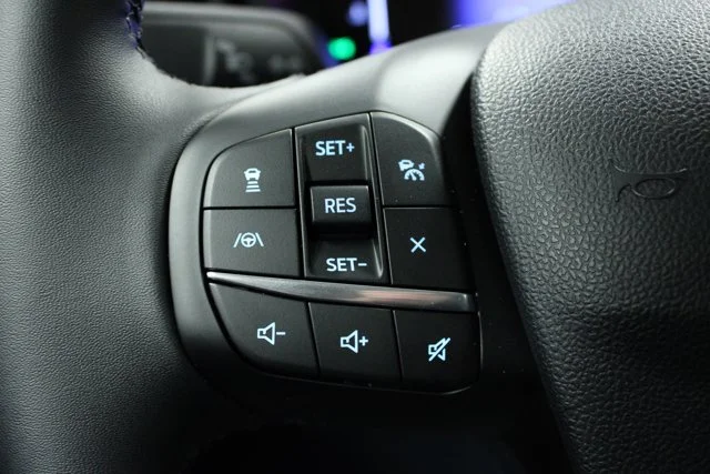 New 2025 Azure Gray Metallic Tri-Coat Ford Lariat® image 43