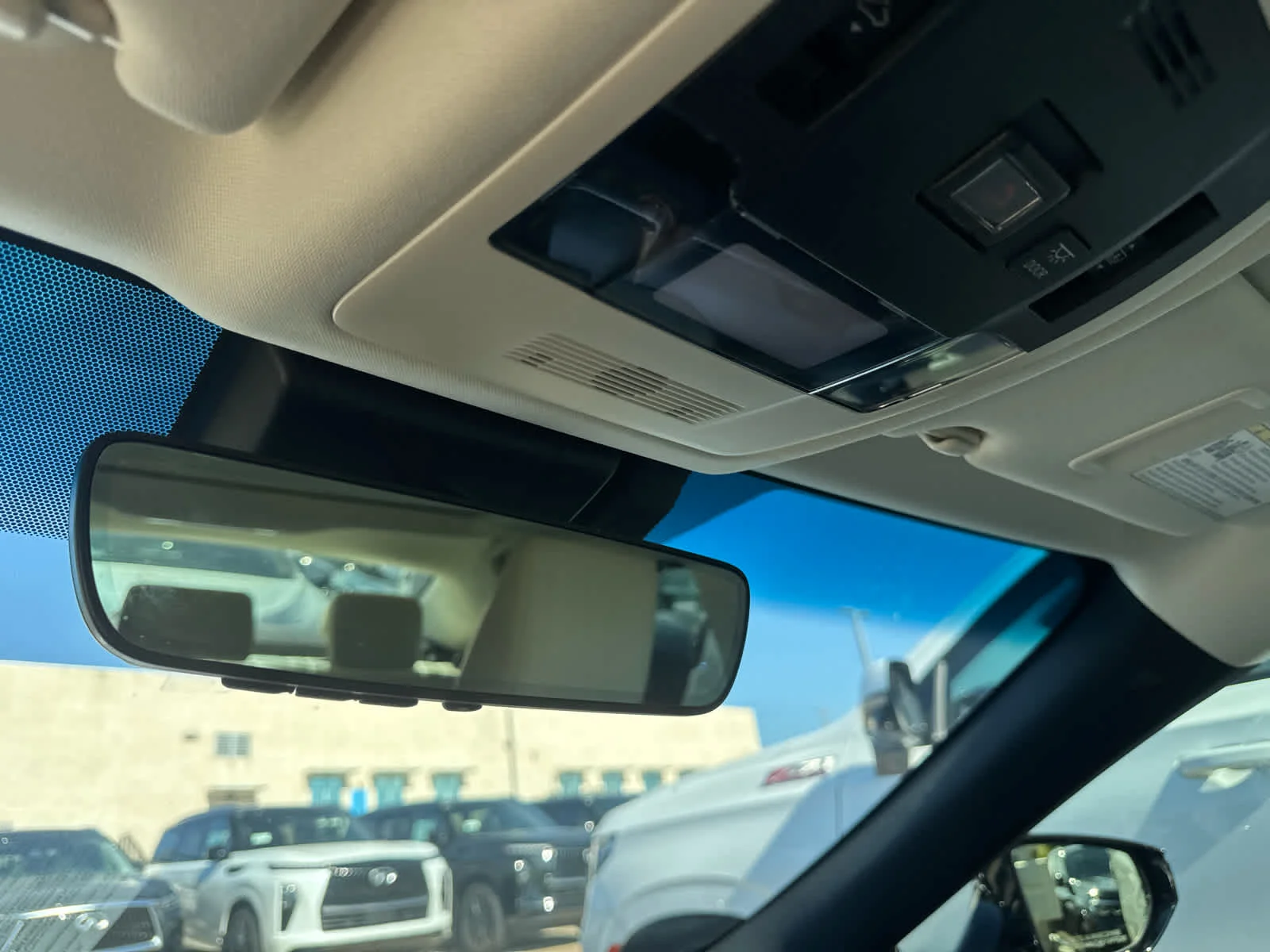 Used 2022 Caviar Lexus Ultra Luxury image 14