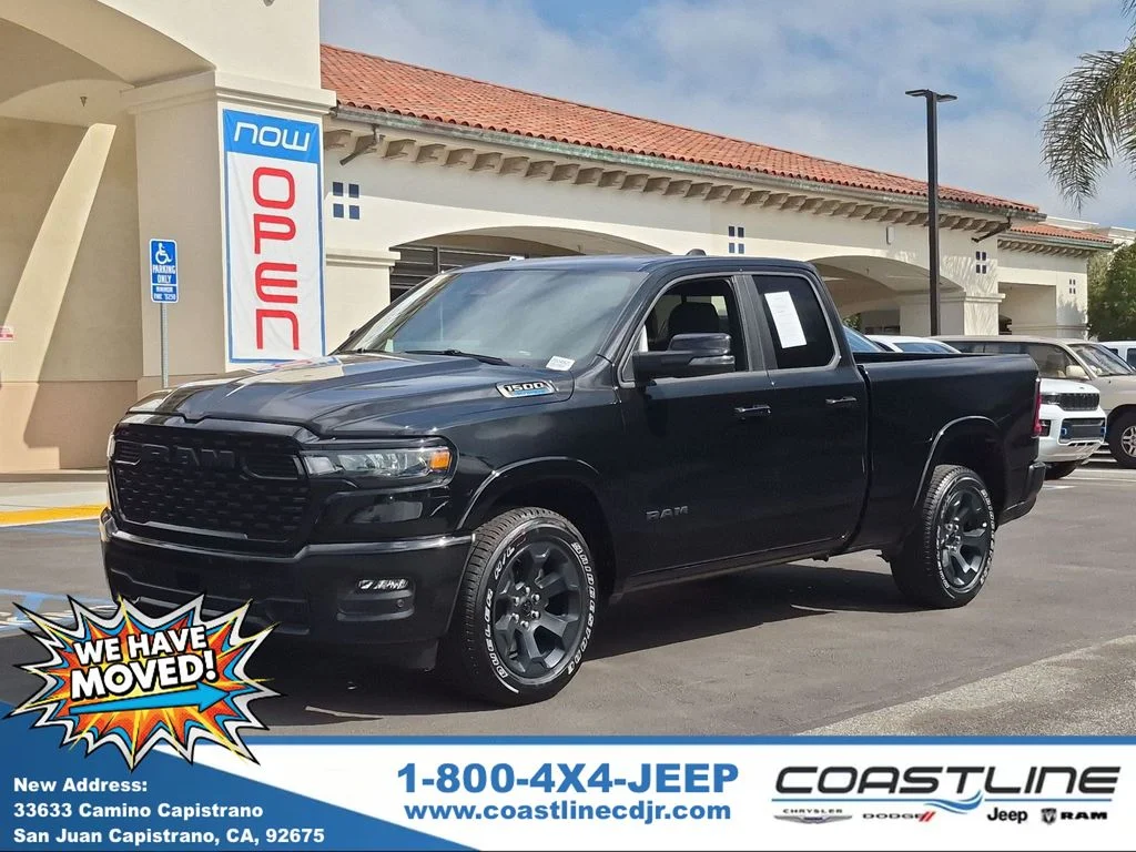 New 2026 Diamond Black Crystal Pearl-Coat Exterior Paint RAM Big Horn/Lone Star image 1