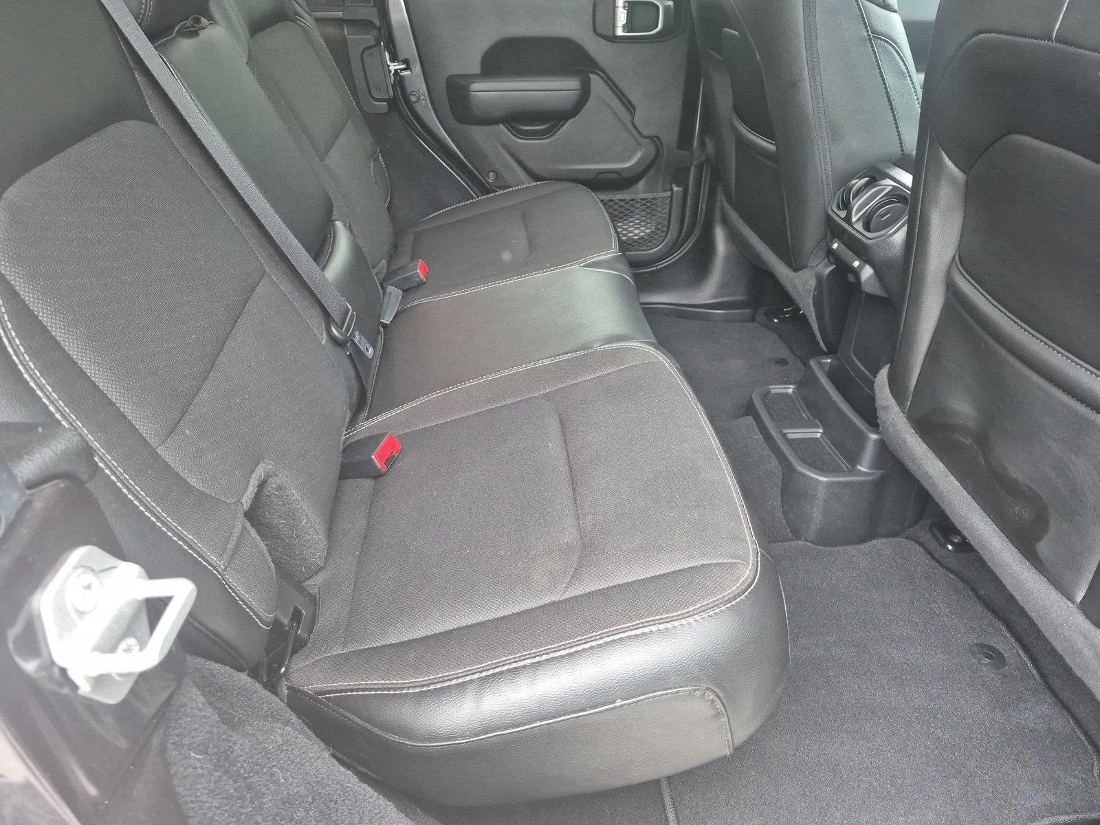 Used 2023 Granite Crystal Metallic Clearcoat Jeep Freedom image 33