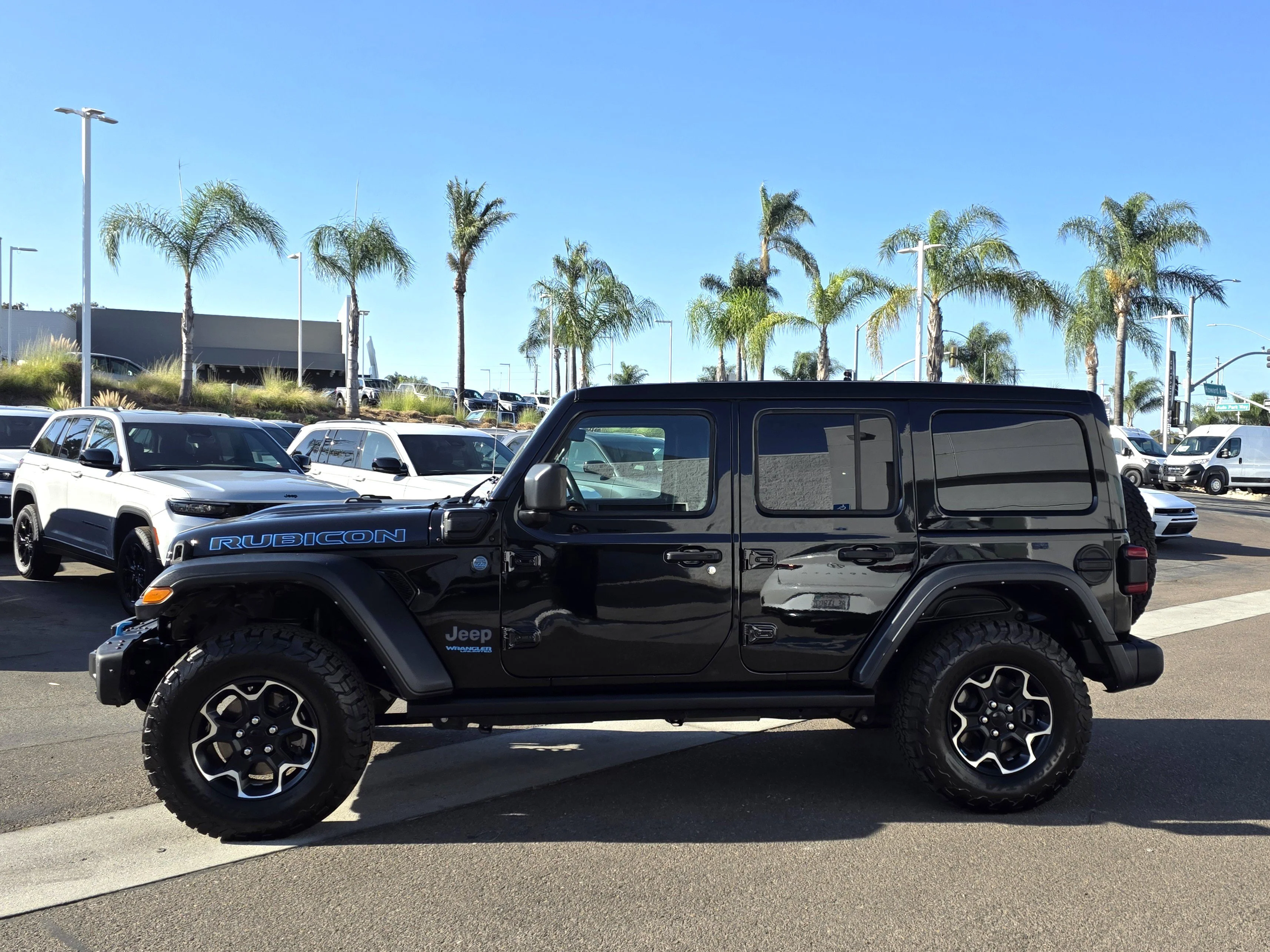 Certified Used 2022 Black Clearcoat Jeep Unlimited Rubicon 4xe image 2