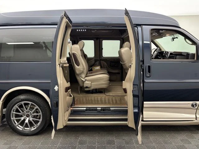 Used 2013 Deep Blue Metallic GMC Explorer Limited SE image 7
