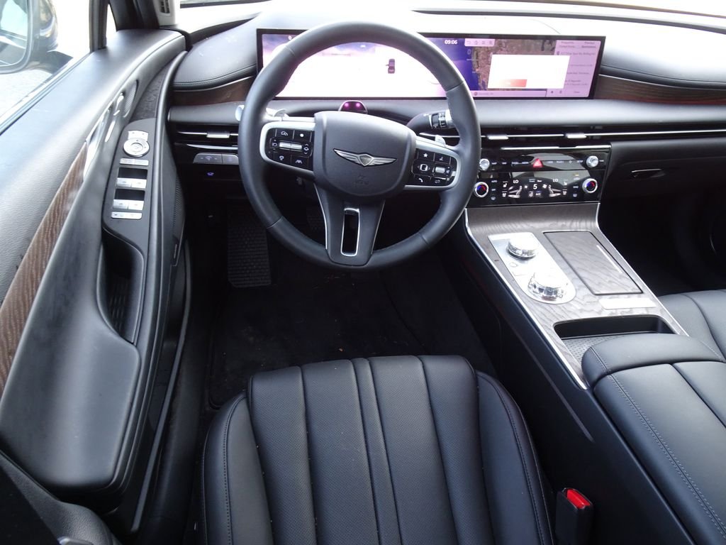 Certified Used 2025 Black Genesis 2.5T Advanced image 6