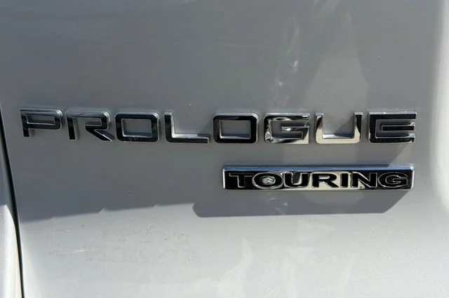 Certified Used 2024 Snowfall Pearl Honda Touring image 10