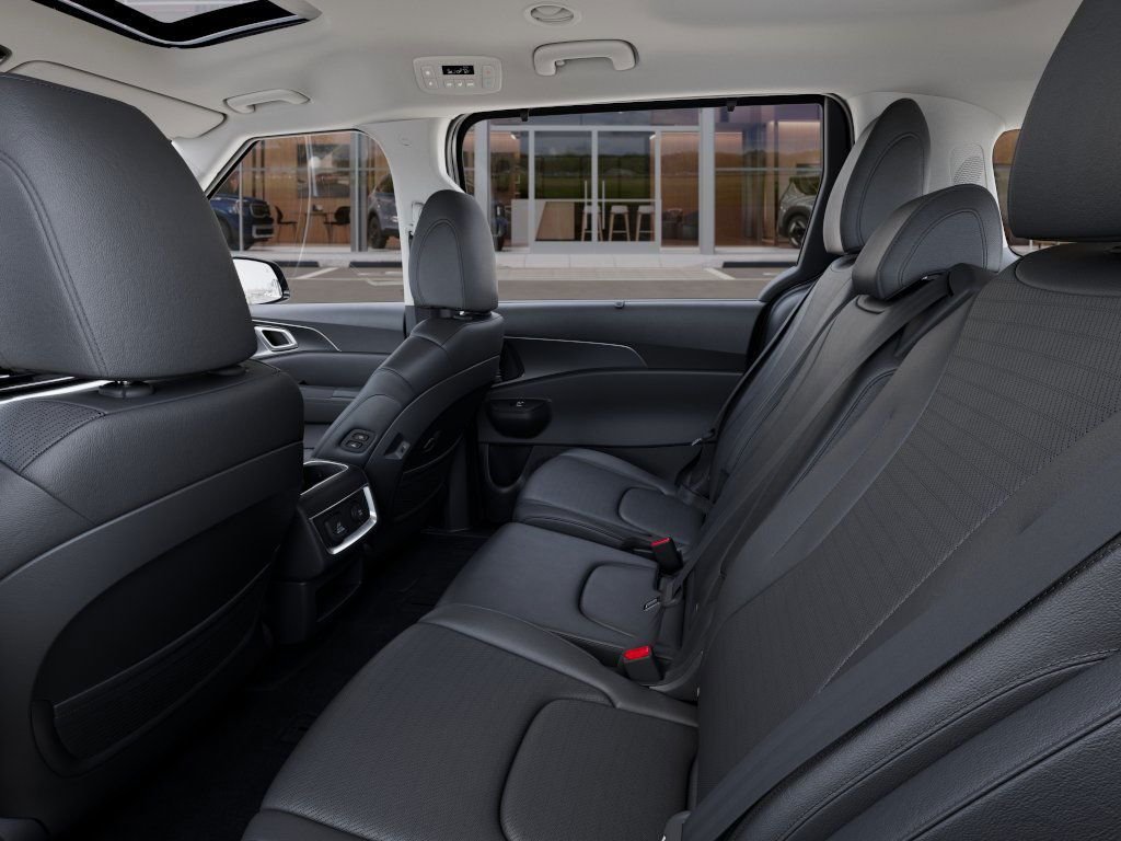 2025 Kia Carnival SX Prestige - Photo 18