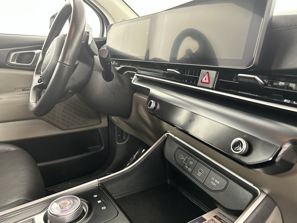 Certified Used 2026 White Kia LXS image 15