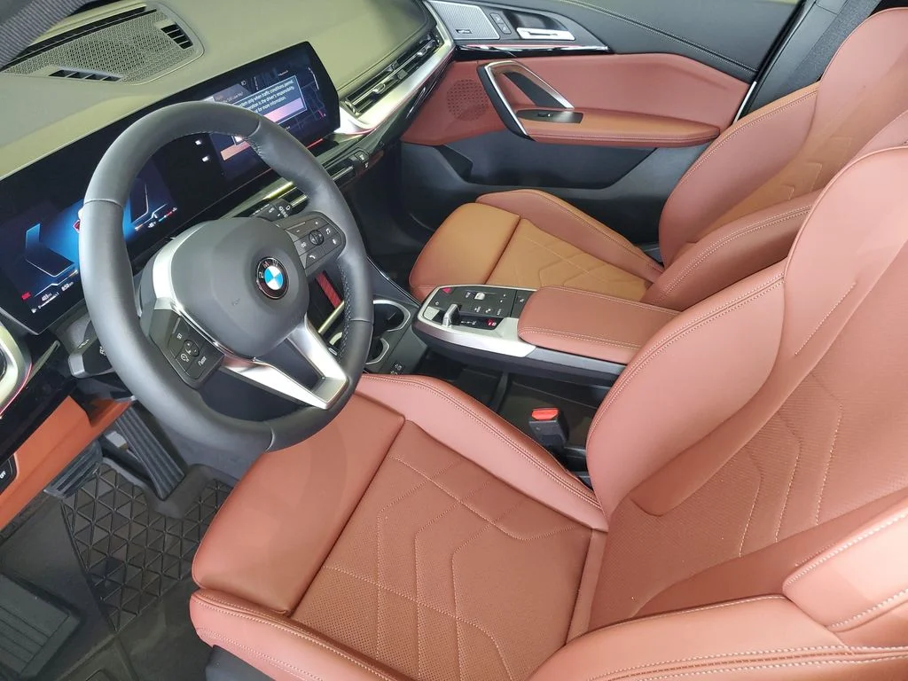 New 2026 Alpine White BMW xDrive28i image 15