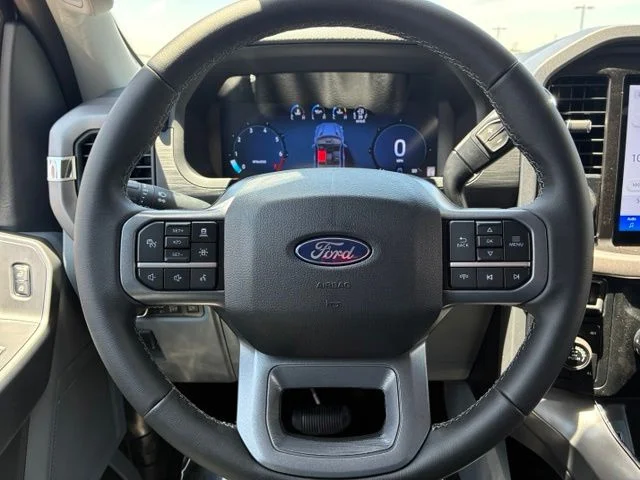 New 2026 Carbonized Gray Metallic Ford XLT image 13