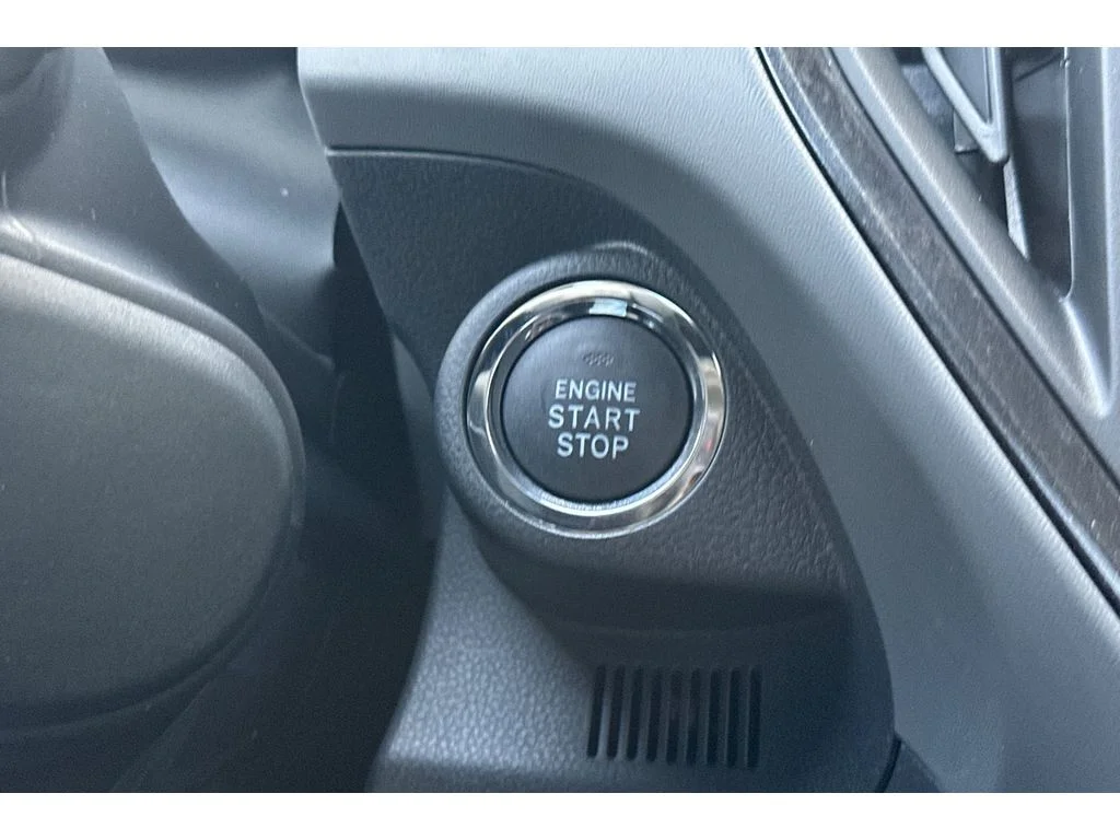 New 2026 CRYSTAL BLACK SILICA Subaru Limited Hybrid image 22