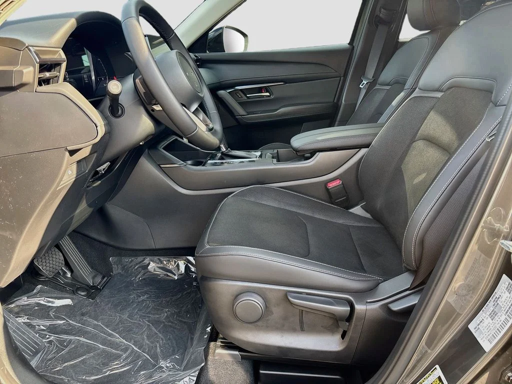 New 2026 Machine Gray Metallic Mazda 2.5 S Select AWD image 21