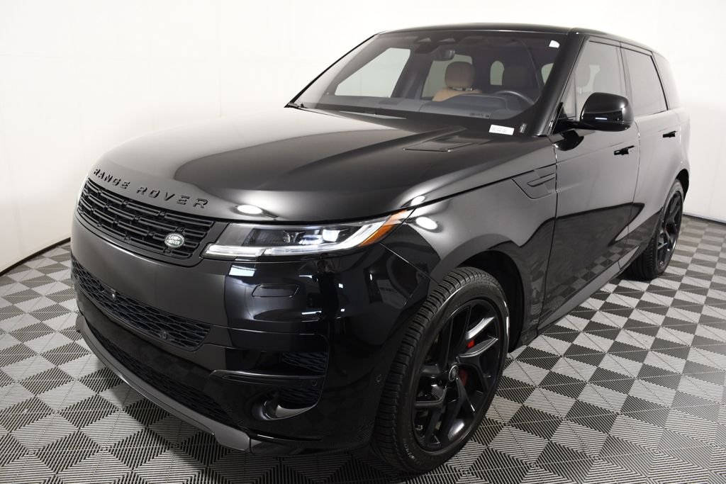 Used 2023 Santorini Black Metallic Land Rover SE Dynamic image 1