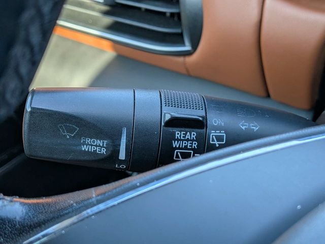 Used 2018 Gray Maserati GranLusso image 29